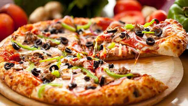 طريقة عمل البيتزا الايطالي مثل المطاعم المشهورة